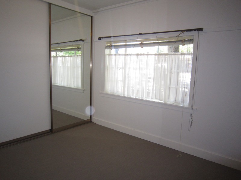 1/32 Fitzroy Street, St Kilda VIC 3182