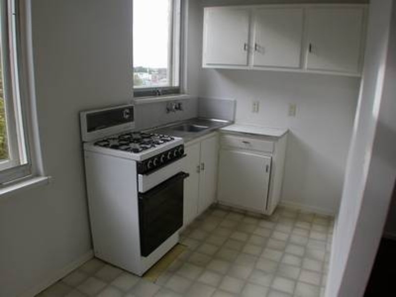 28/25 Robe Street, St Kilda VIC 3182