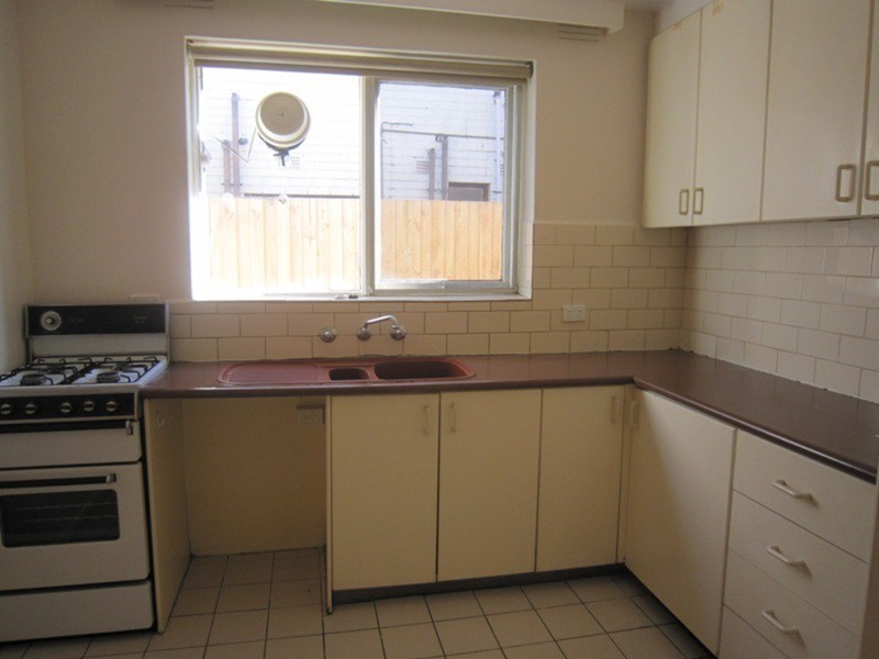 2/44 Gourlay Street, St Kilda East VIC 3183