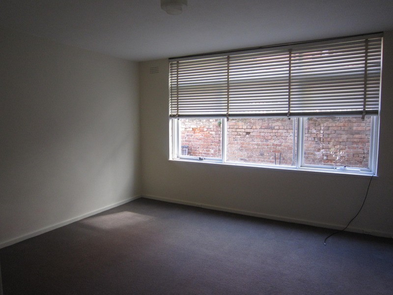 3/2 Dalgety Street, St Kilda VIC 3182