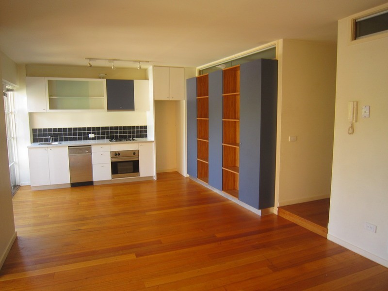 2/1 Duke Street, St Kilda VIC 3182