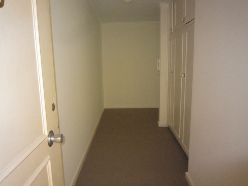 9/28 Docker Street, Elwood VIC 3184