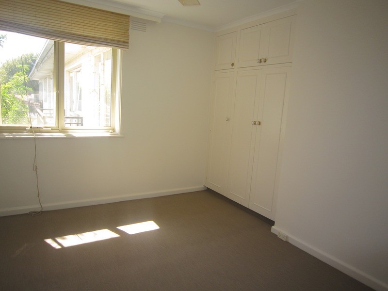 9/28 Docker Street, Elwood VIC 3184