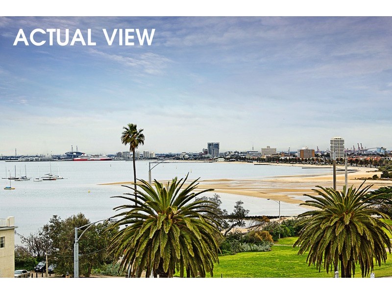 33/8-10 The Esplanade, St Kilda VIC 3182
