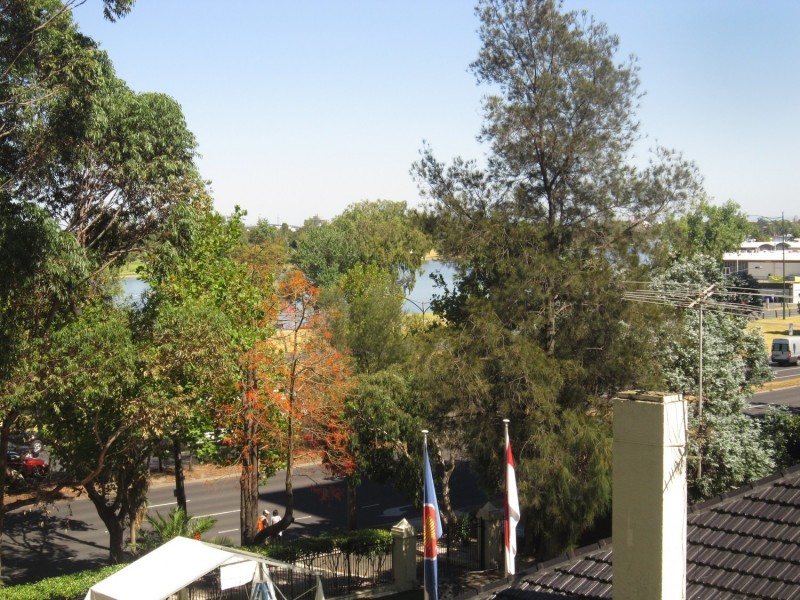 17/73 Queens Road, Melbourne VIC 3004