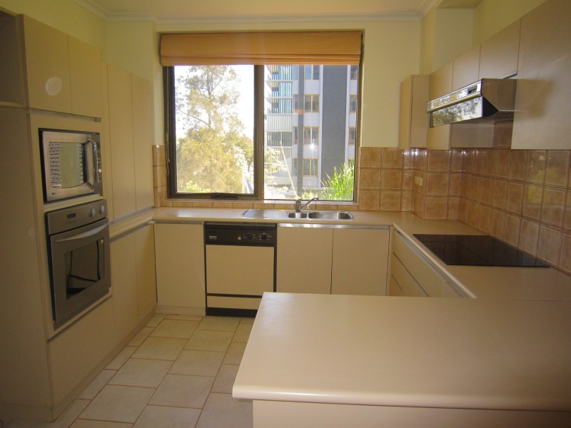 17/73 Queens Road, Melbourne VIC 3004