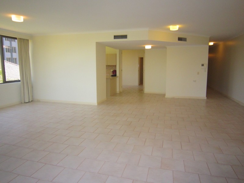 17/73 Queens Road, Melbourne VIC 3004