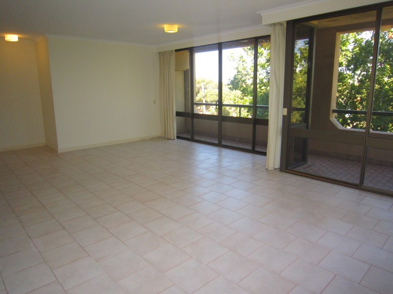 17/73 Queens Road, Melbourne VIC 3004