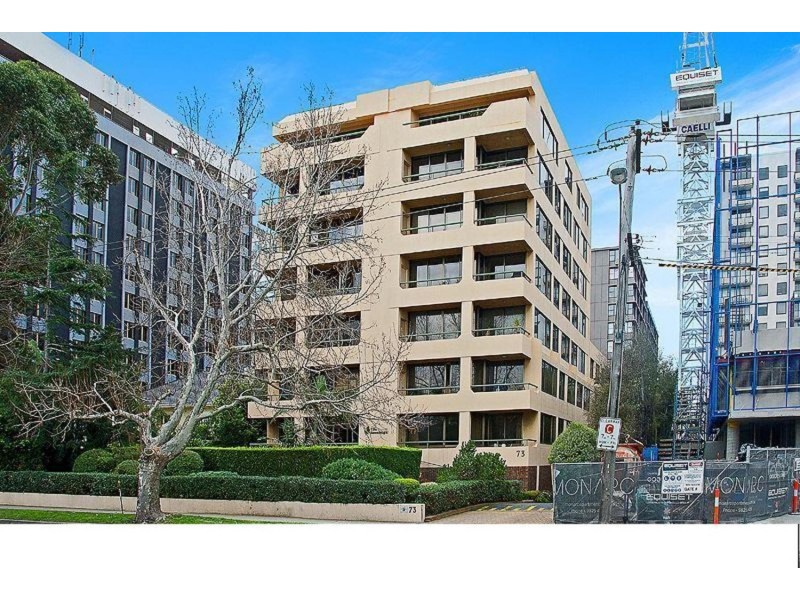 17/73 Queens Road, Melbourne VIC 3004