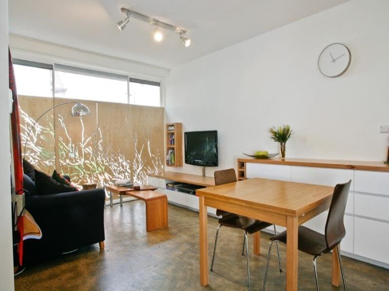 3/244 Barkly Street, St Kilda VIC 3182