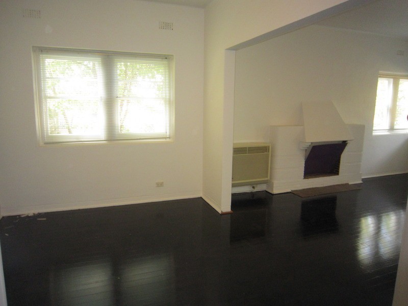 1/4 Church Square, St Kilda VIC 3182