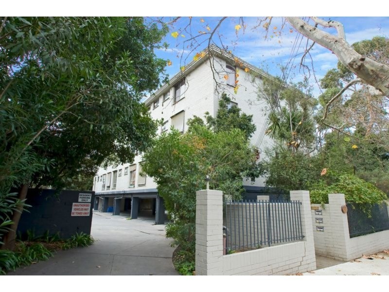 9/38 Charnwood Road, St Kilda VIC 3182