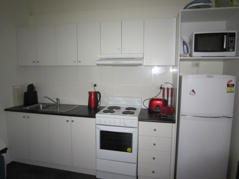 4/32 Grey Street, St Kilda VIC 3182