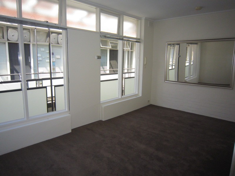 303/363 Beaconsfield Parade, St Kilda VIC 3182