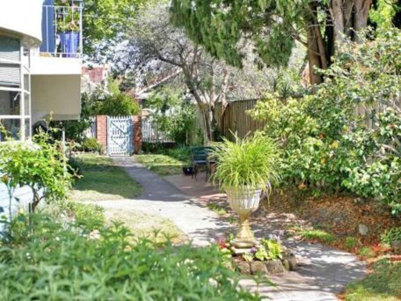 8/89 Addison Street, Elwood VIC 3184