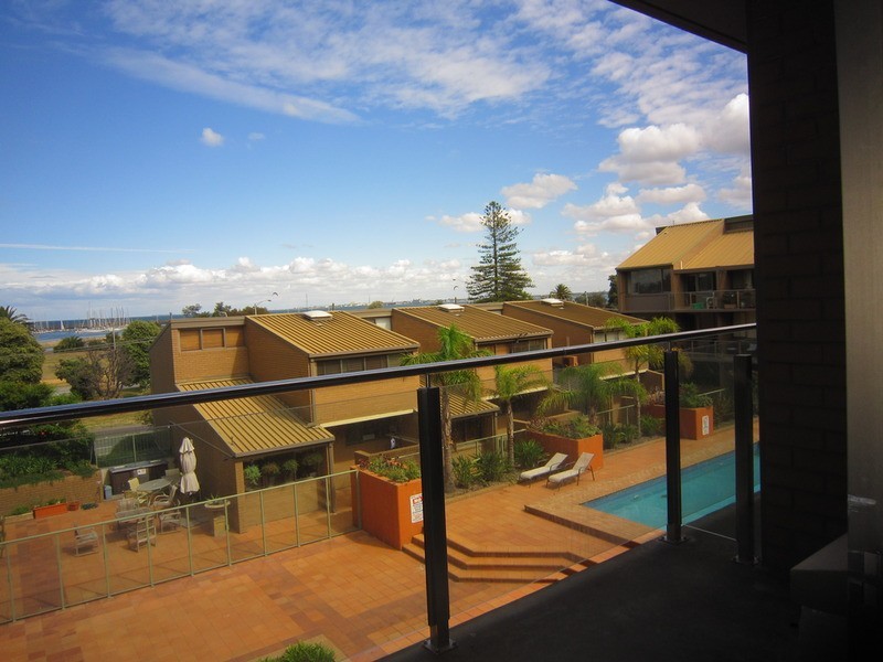 33/343 Beaconsfield Parade, St Kilda VIC 3182