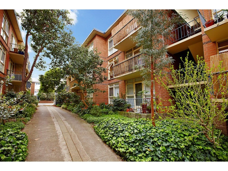 29/23-25 Robe  Street, St Kilda VIC 3182