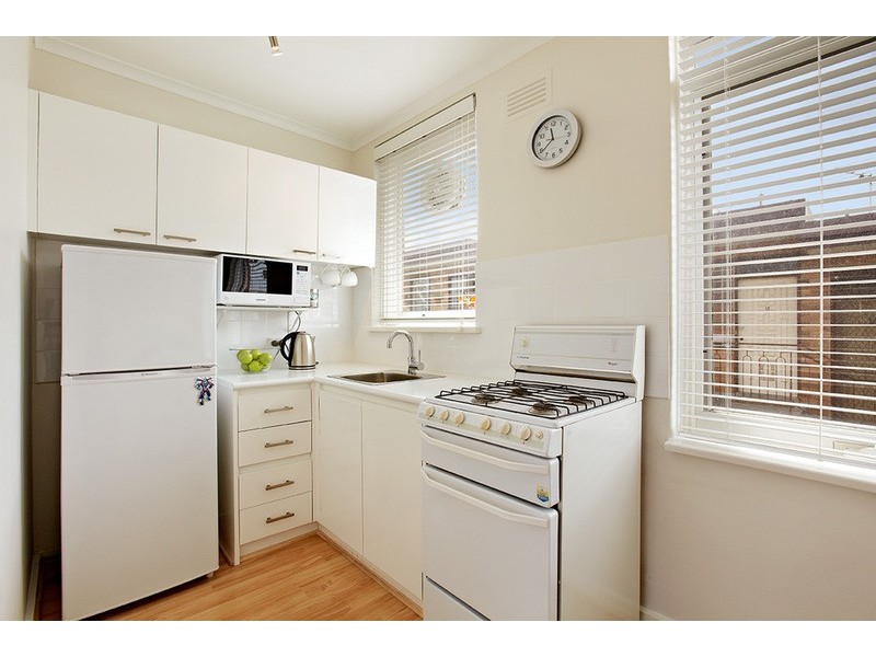 29/23-25 Robe  Street, St Kilda VIC 3182