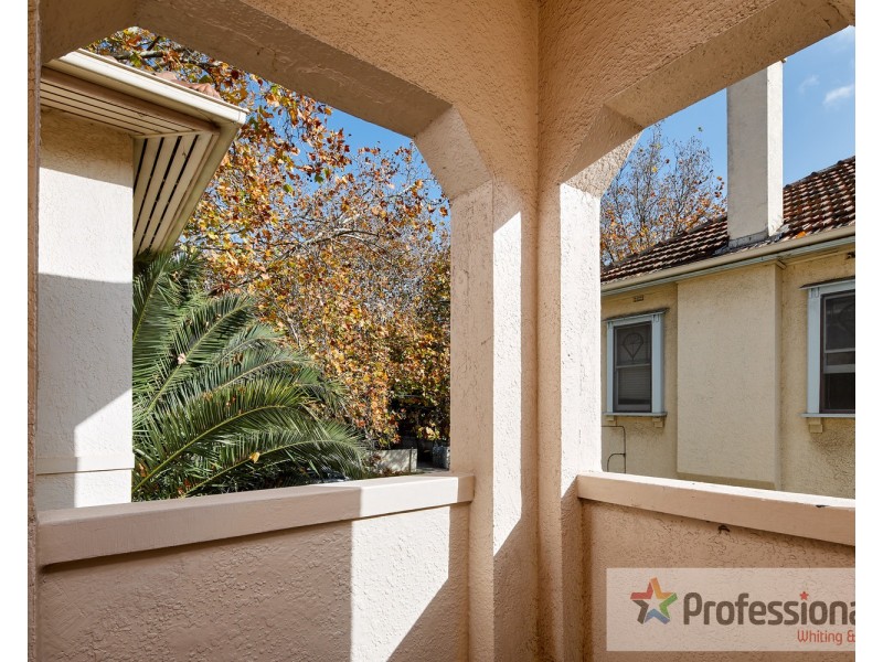 4/42A Mitford Street, Elwood VIC 3184