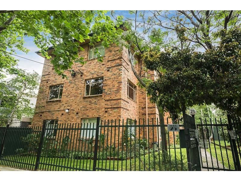 9/25 Charnwood Road, St Kilda VIC 3182
