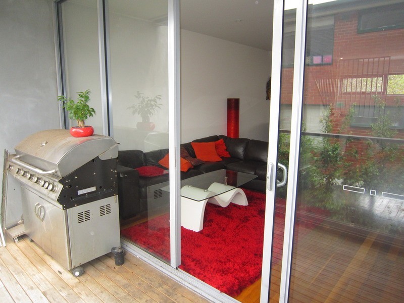 2/7 Inverleith  Court, St Kilda VIC 3182