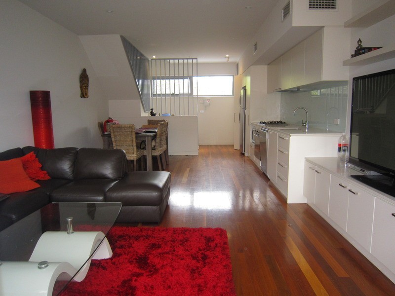 2/7 Inverleith  Court, St Kilda VIC 3182