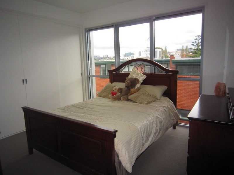 2/7 Inverleith  Court, St Kilda VIC 3182