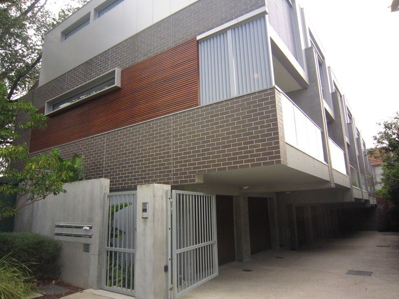 2/7 Inverleith  Court, St Kilda VIC 3182