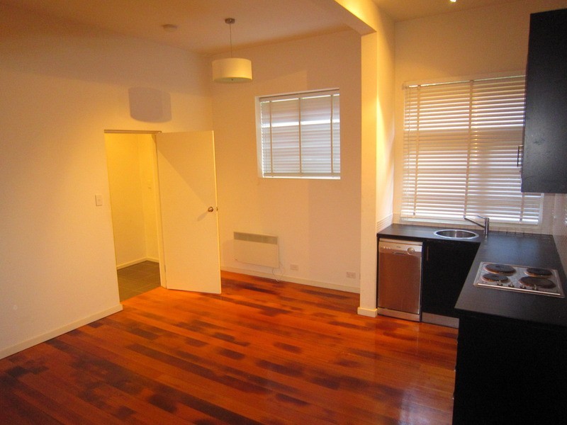 6/3 Cowderoy Street, St Kilda VIC 3182