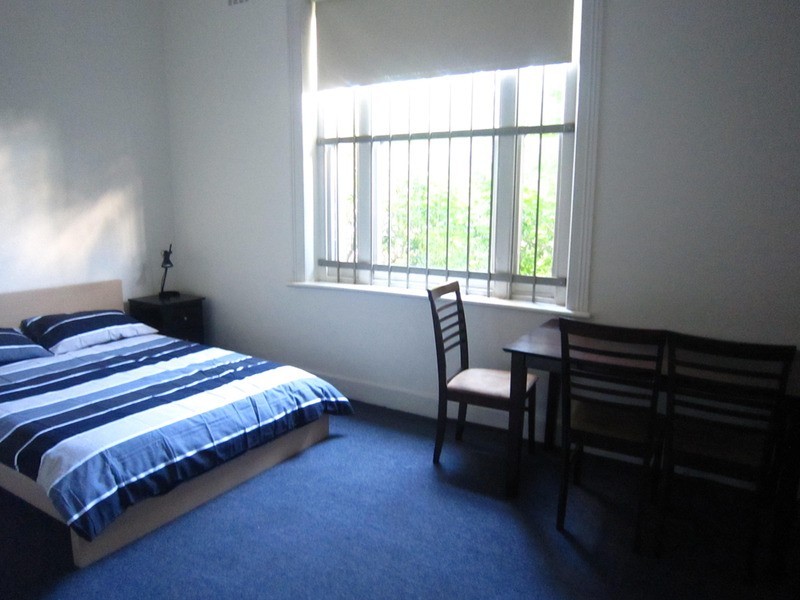 2/32 Grey Street, St Kilda VIC 3182