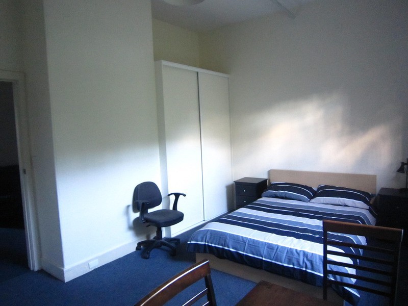 2/32 Grey Street, St Kilda VIC 3182