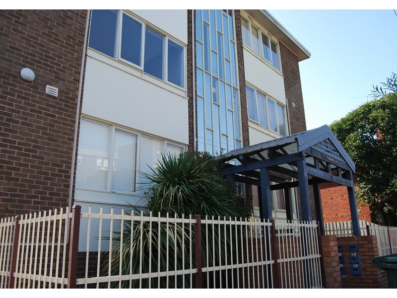 19/116 Inkerman Street, St Kilda VIC 3182