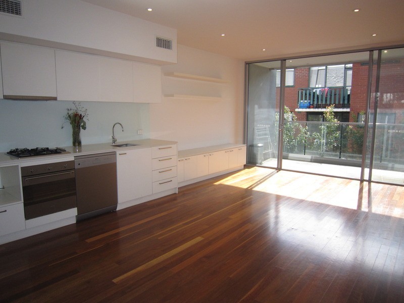 2/7 Inverleith Court, St Kilda VIC 3182