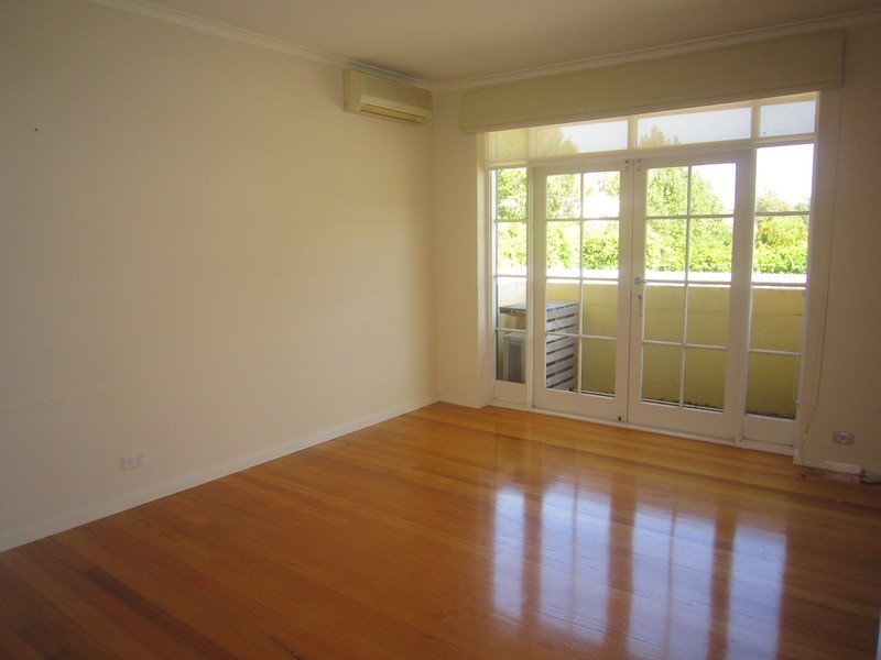 6/7 Austin  Avenue, Elwood VIC 3184