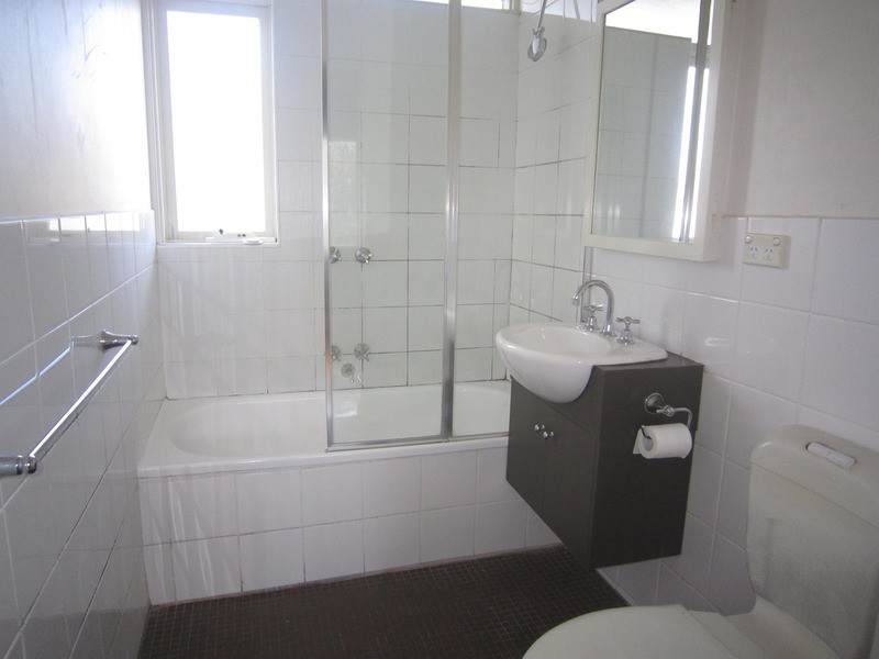 11/282 Barkly Street, Elwood VIC 3184