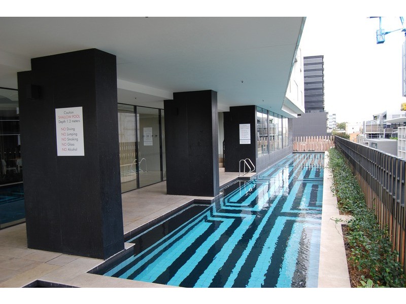 1806/50 Claremont Street, South Yarra VIC 3141