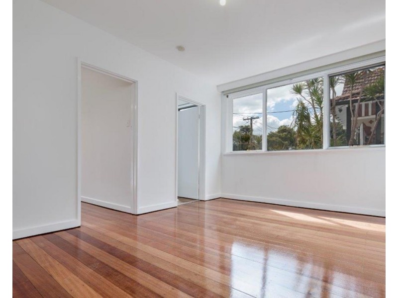 2/17 Jackson Street, St Kilda VIC 3182