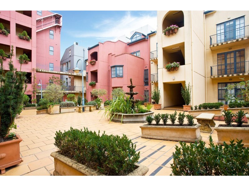 9/151 Fitzroy Street, St Kilda VIC 3182