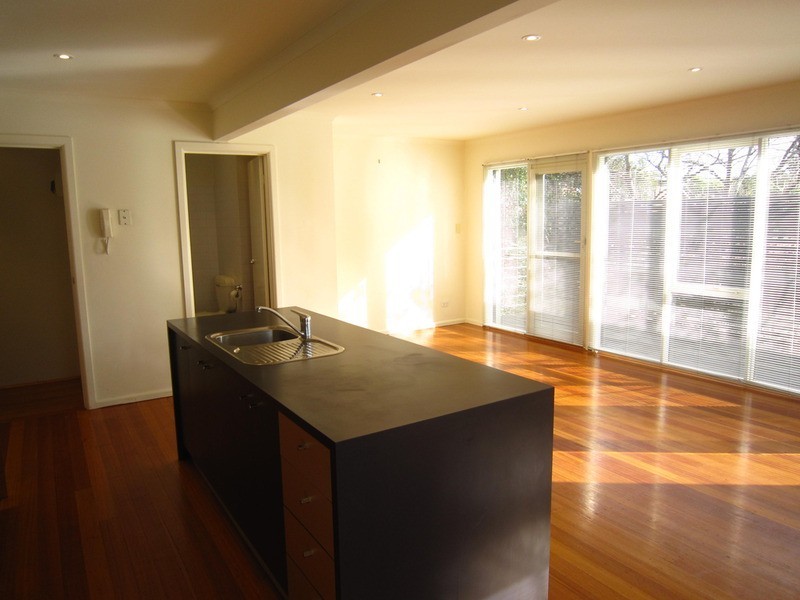 7/6 Inverleith Court, St Kilda VIC 3182