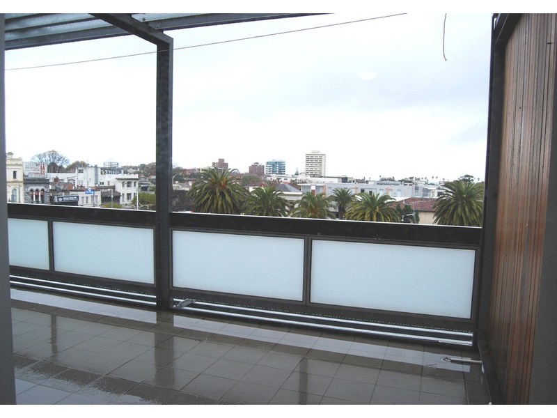 42/64 Fitzroy Street, St Kilda VIC 3182