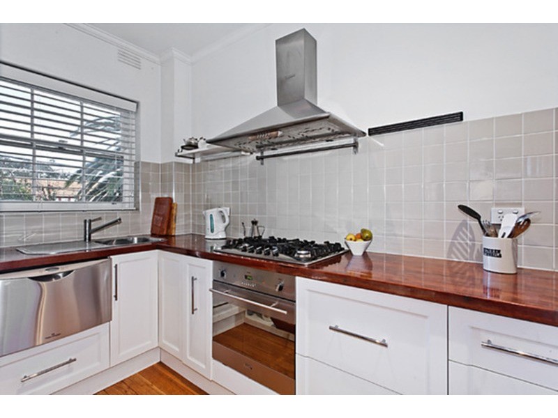 4/39 Eildon Road, St Kilda VIC 3182