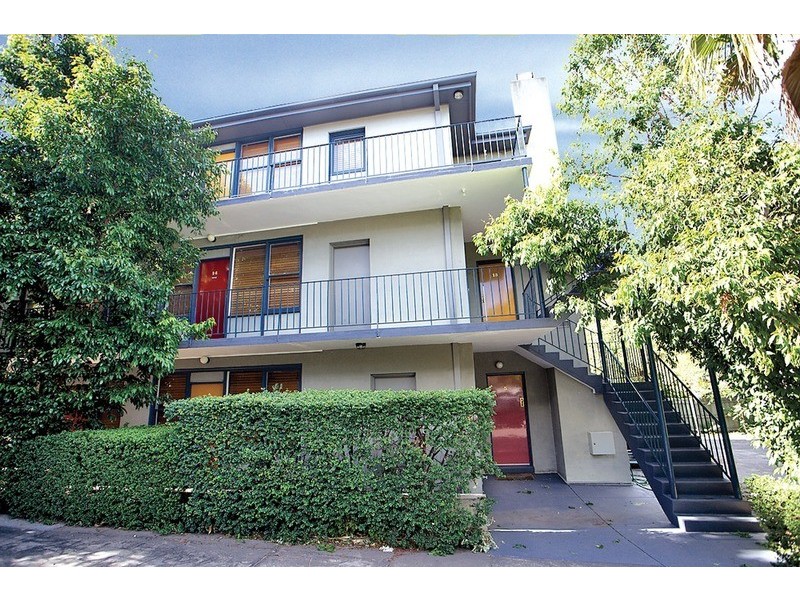 25/40 Waterloo Crescent, St Kilda VIC 3182