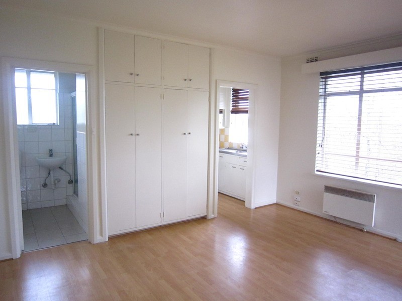 25/40 Waterloo Crescent, St Kilda VIC 3182