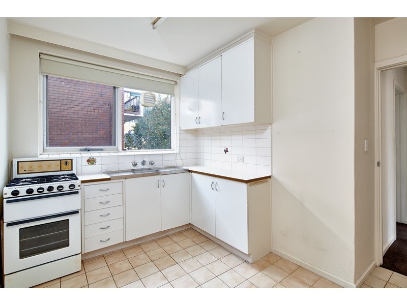 6/14 Mitford Street, St Kilda VIC 3182