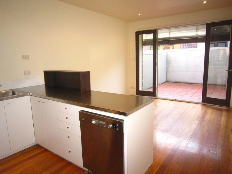 15 Park Lane, St Kilda West VIC 3182