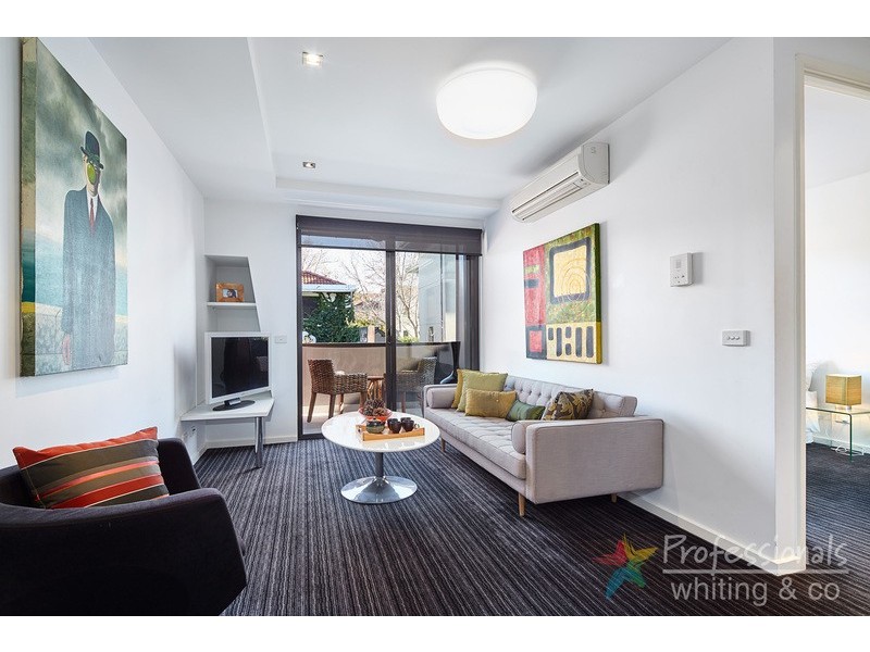 13/17 Robe Street, St Kilda VIC 3182