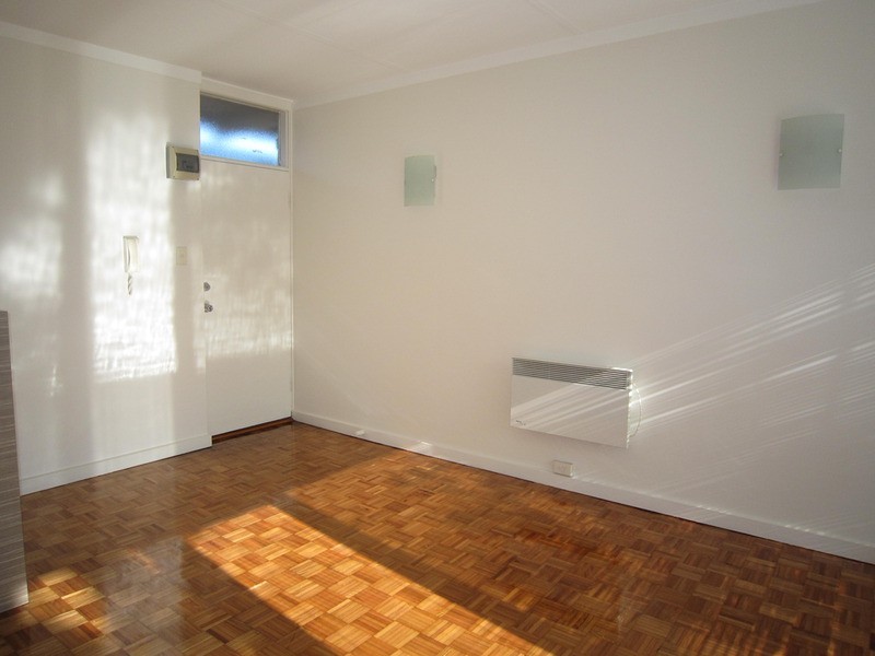 11/282 Barkly Street, Elwood VIC 3184