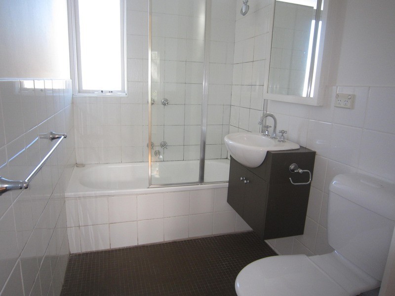 11/282 Barkly Street, Elwood VIC 3184