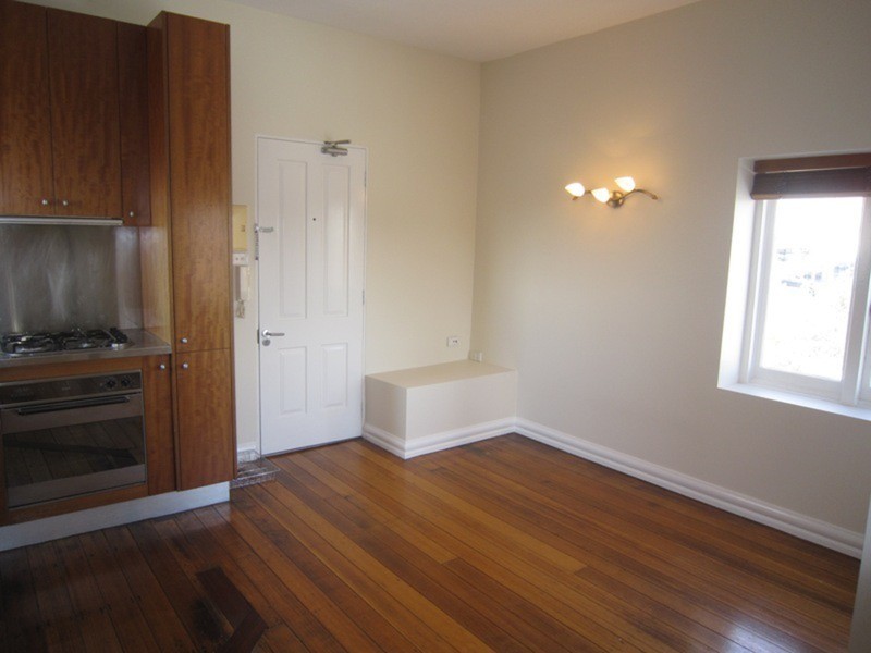 4/236 Canterbury Road, St Kilda West VIC 3182