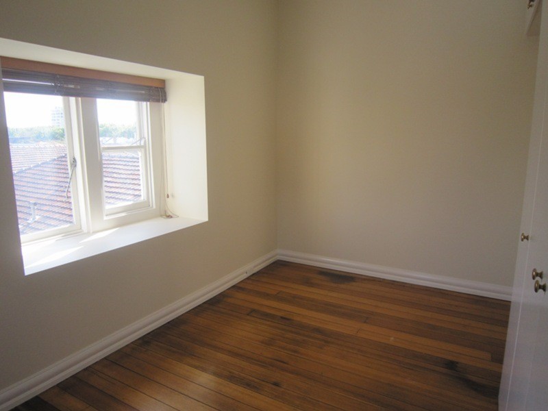 4/236 Canterbury Road, St Kilda West VIC 3182